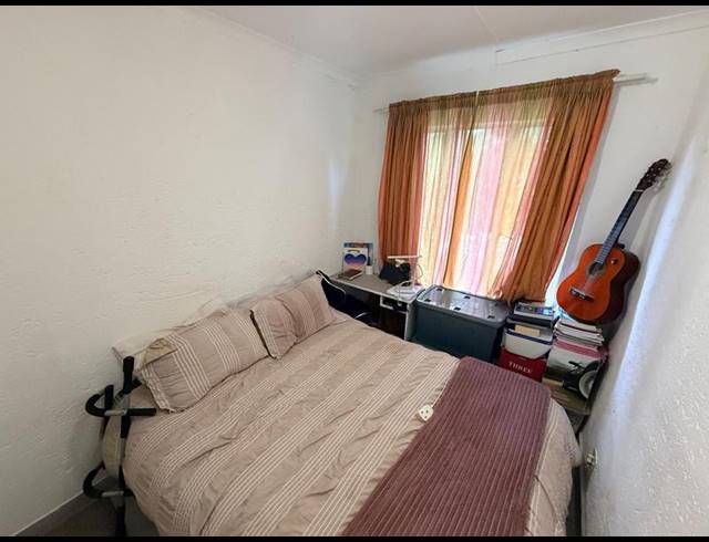 2 BEDROOM PROPERTY TO RENT IN GLEN MARAIS